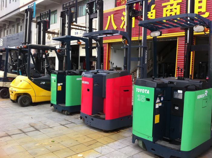 電動(dòng)叉車