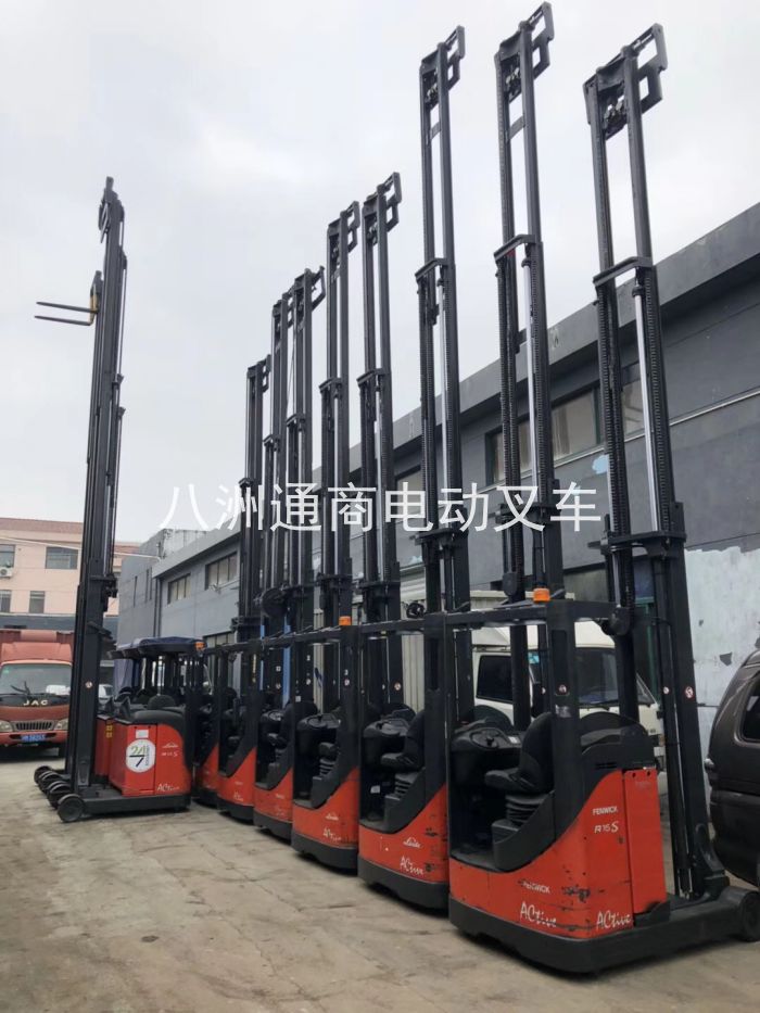 德國原裝進(jìn)口二手林德電動(dòng)叉車 (19)